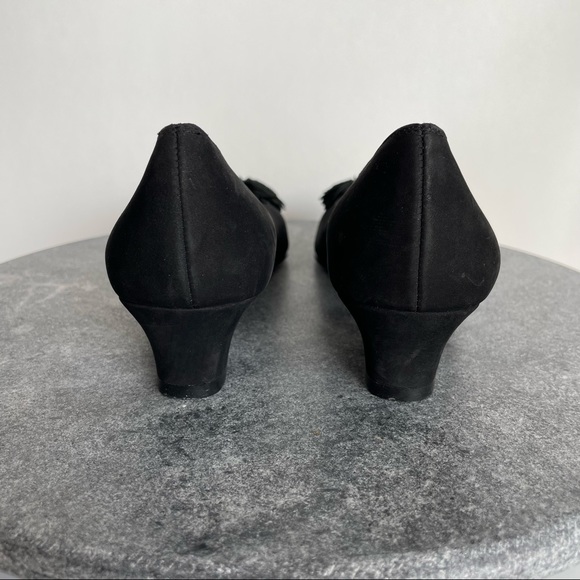 Salvatore Ferragamo Vintage Black Suede Tassel Heels - Picture 6 of 11